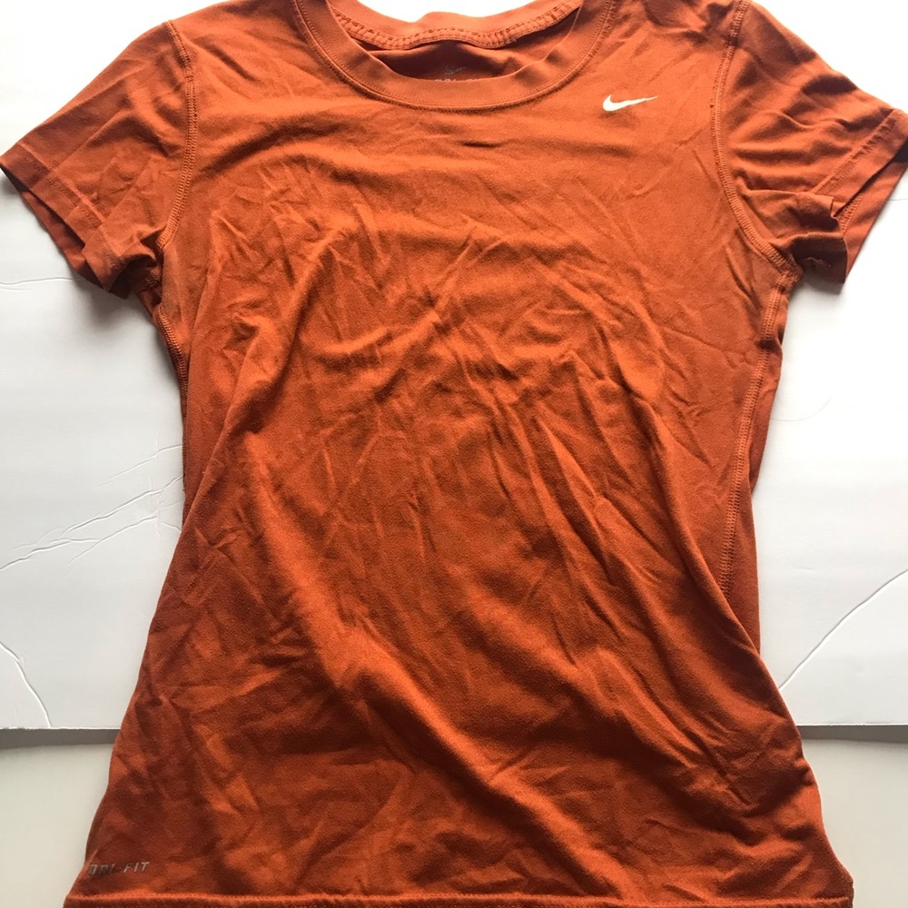 NIKE ATHLETIC TOP